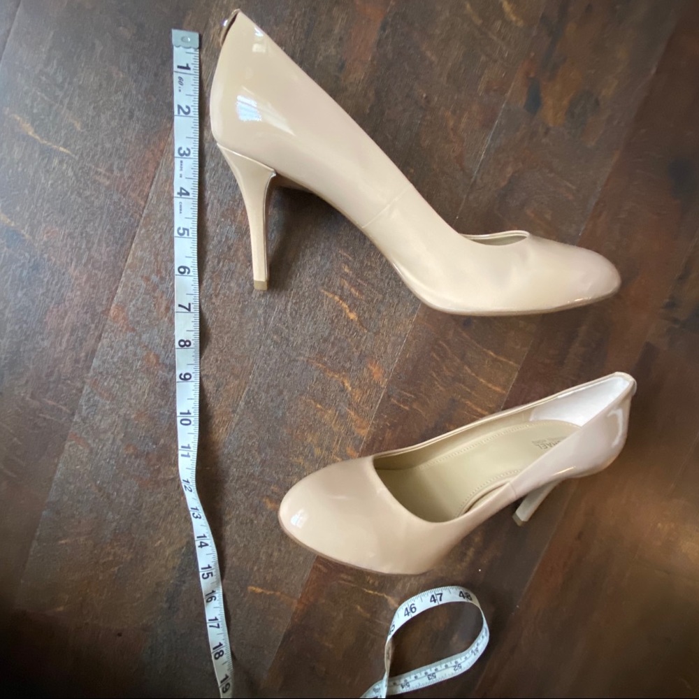 Michael Michael Kors patent pumps - Picture 4 of 8